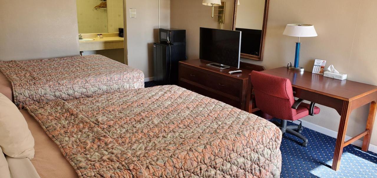 Brooks Motel Norton Buitenkant foto